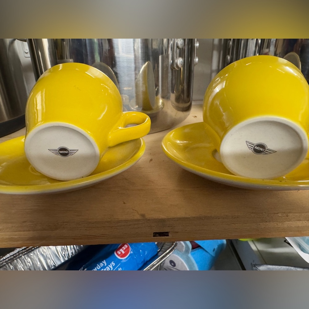 Mini cooper couple tea cup
